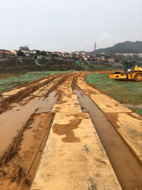 深圳路基箱出租 新型路基材料如何引领工程效率革命